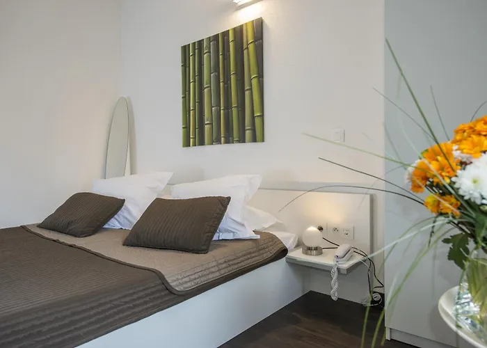 Hotel Des Capucins Le Puy-en-Velay